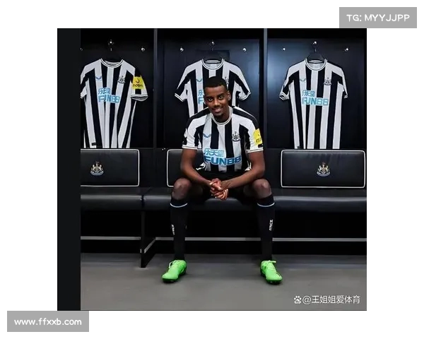 英媒曝利物浦可能以1.3亿镑加浮动报价引进伊萨克